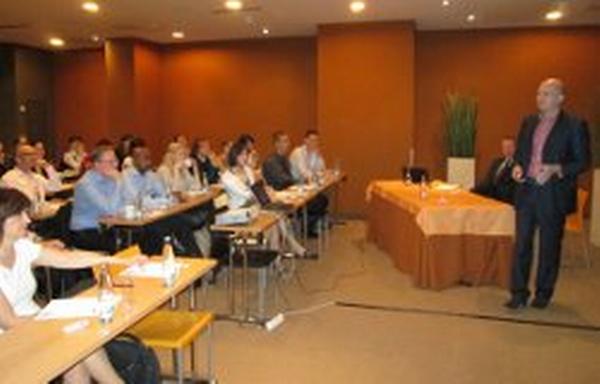 Piotr Mrozinski, Territory Manager CEE LinkedIn, na semináři pořádaném společností Hays Česká republika, Praha 4. června 2014