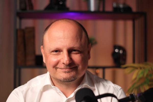 Vladimír Fuchs: Konkurence v IT je tvrdá, ale příležitosti obrovské. Uspěje ten, kdo se učí a inovuje